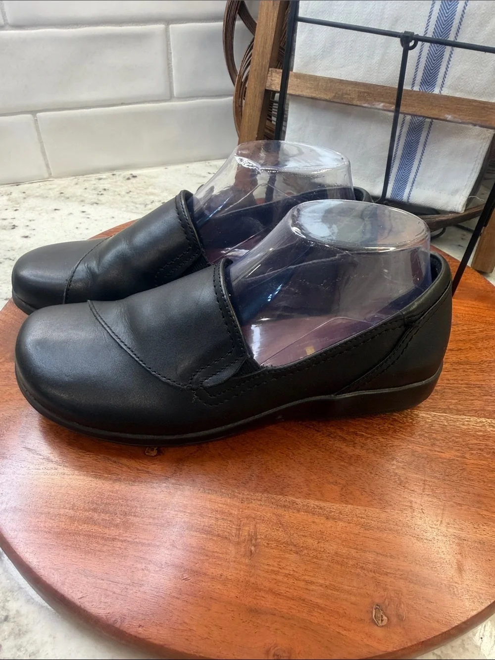 Air Supply Plus  Poppy Black Women's Leather Slip-On Shoes